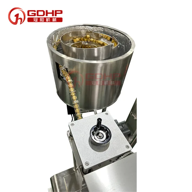 玻璃瓶酱料灌装机产品图11